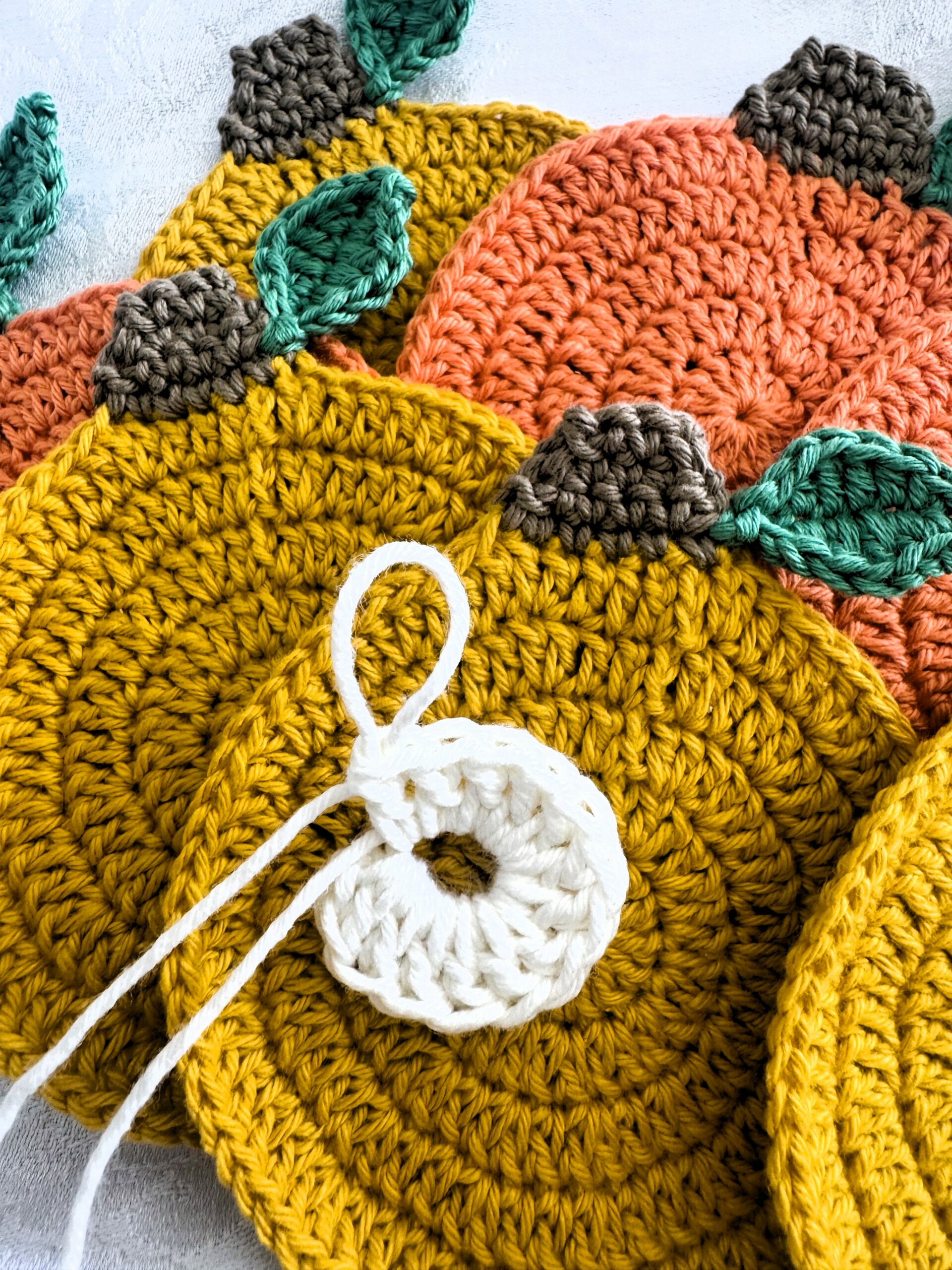 TUTO DESSOUS DE VERRE CITROUILLE CROCHET BLANC MERCERIE PORTUGAISE
